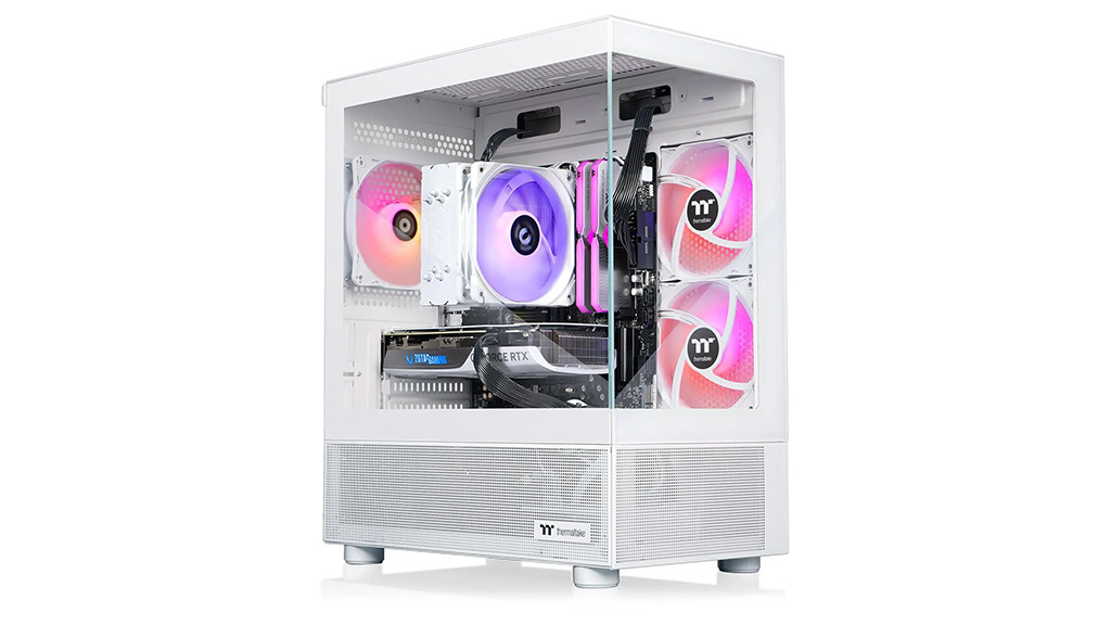 Why Gaming PC Cases Are Going Transparent: Glass Panels, White Builds, and Bigger Hardware