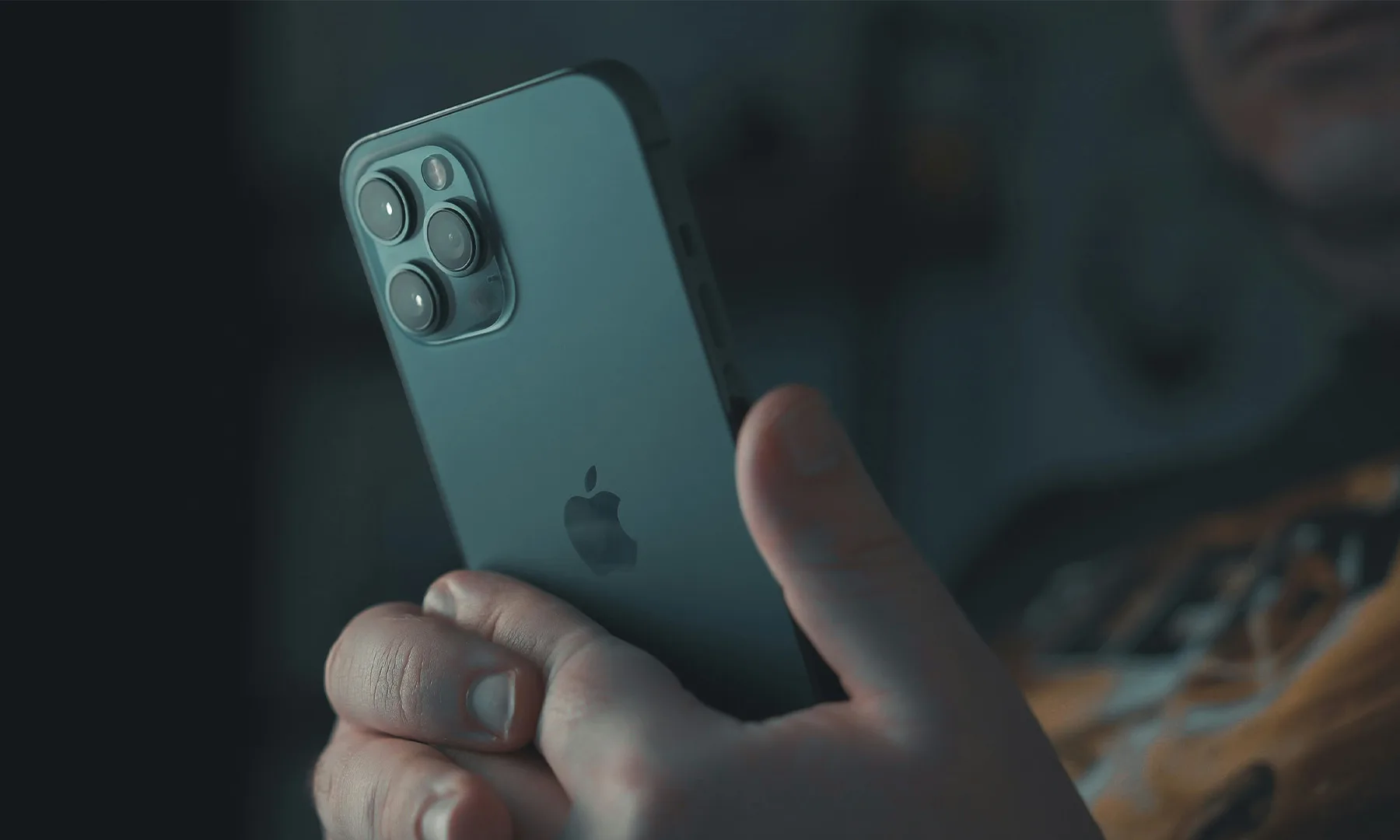 Customizable Camera Controls and Visual Intelligence Bring Pro-Level Shooting to the iPhone