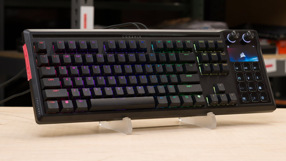 Gaming Keyboard Meets Stream Deck: Corsair GALLEON 100 SD Review