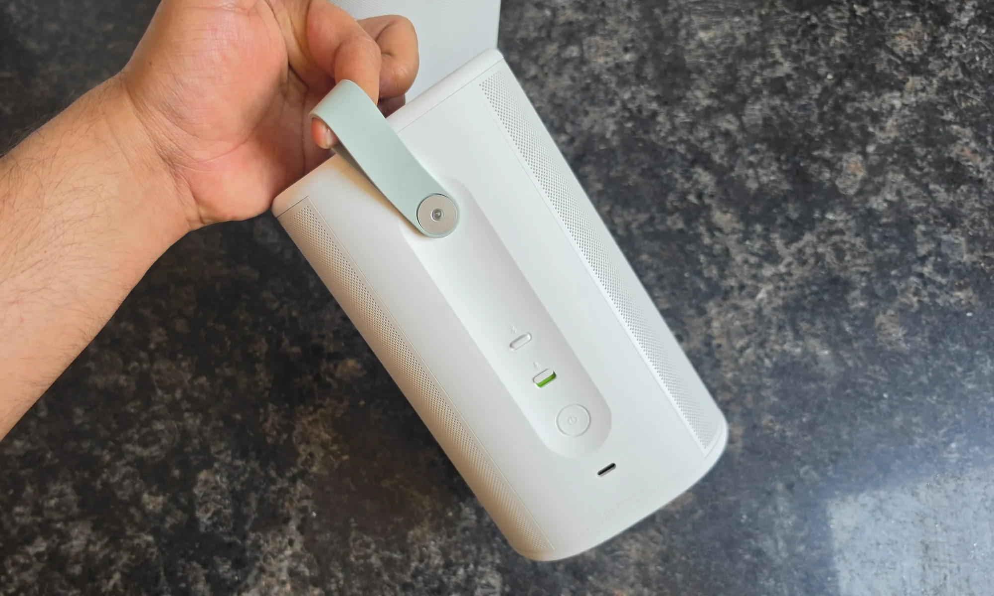 Sonos Play Review: The Goldilocks Portable Speaker for Power and Portability