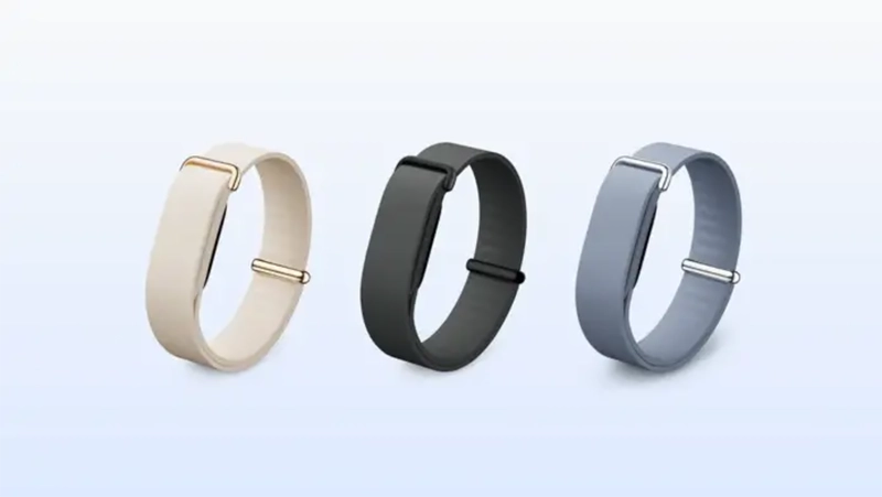 Screenless Health Trackers Are the New Minimalist Wearables—Why Simplicity Wins