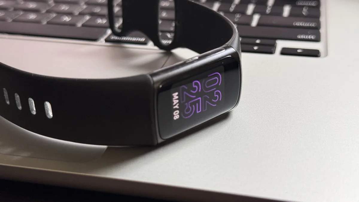 Fitbit App Is Losing Major Features: What’s Disappearing and How Google Health Changes the Experience