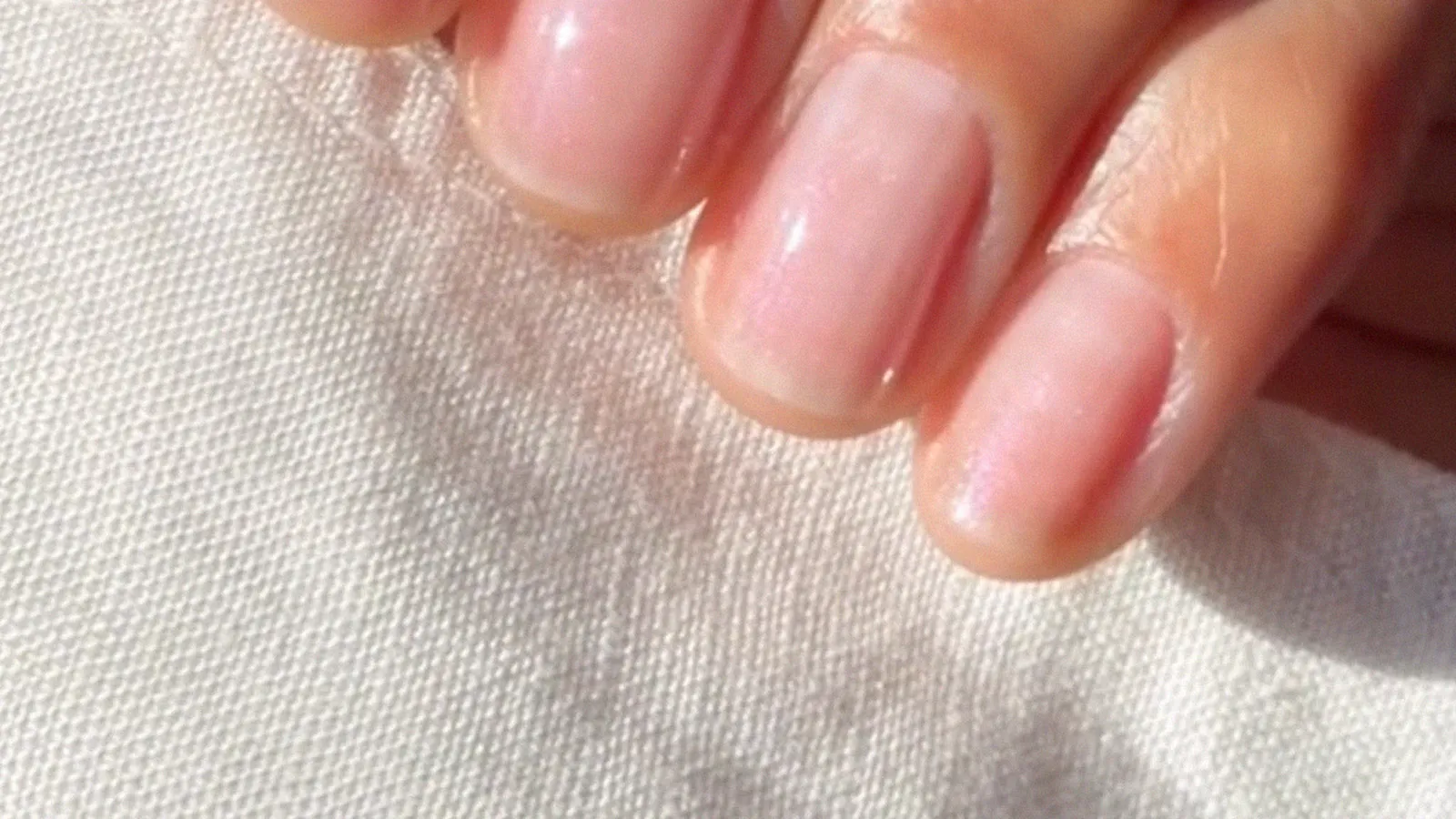 Soft Chrome Nails Are the Spring Update to Metallic Manicures