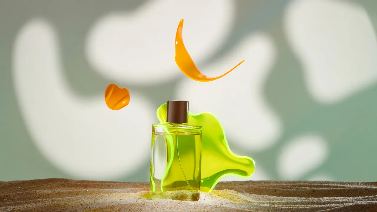 Sunscreen-Scented Perfumes Are Taking Over Summer—Here's What to Try