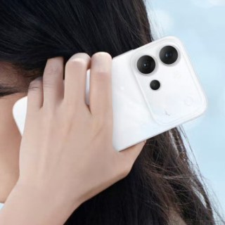 Vivo S60 Pairs Beach-Inspired Design with a 7,000mAh-Class Battery for the Mid-Range