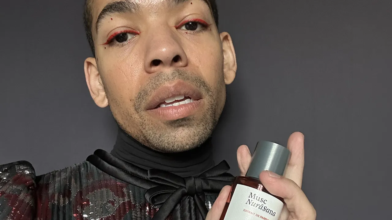 What A‑List Actors Are Wearing Right Now: Inside Their Personal Fragrance Choices
