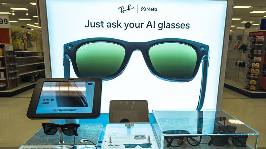 Smart Glasses Privacy Crisis: Covert Recording, Lawsuits and the Next Wave of Surveillance
