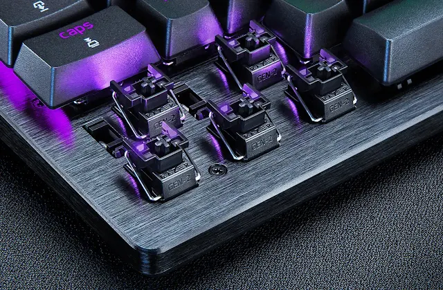 Razer Huntsman V3 Tenkeyless: 8KHz Polling and Analog Optical Switches for Esports-Level Speed