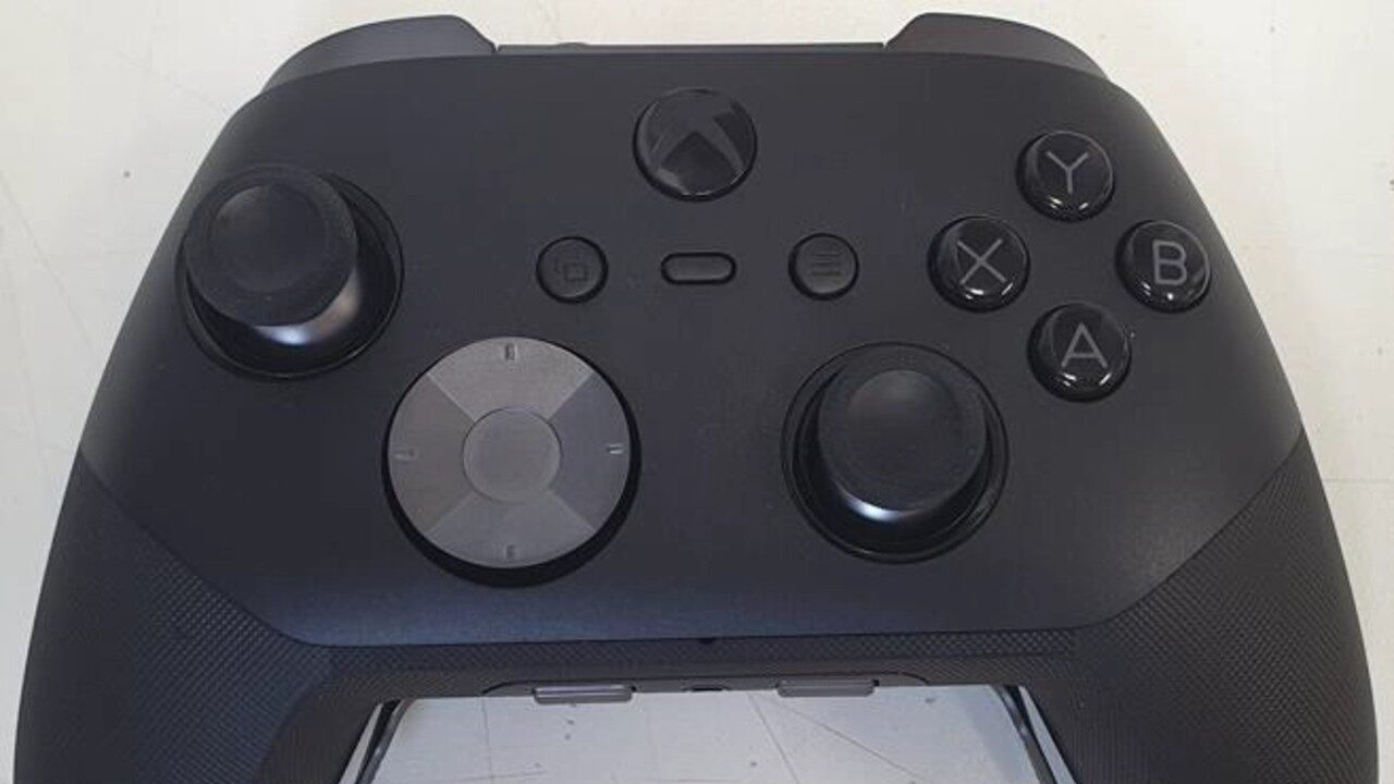 Leaked Xbox Elite Series 3 and Cloud Controller Hint at Microsoft’s Next Big Gaming Shift