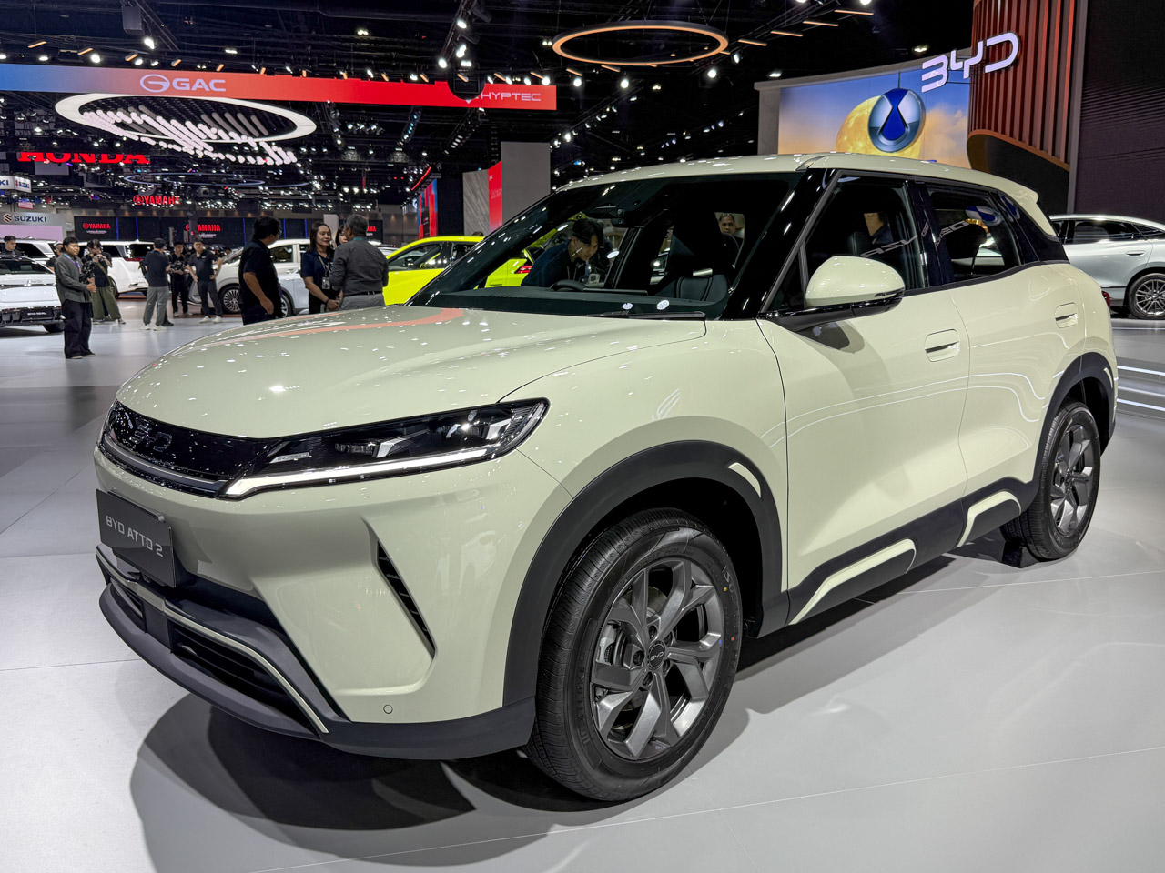 Budget EV With LiDAR Driver Assist Breaks the src=