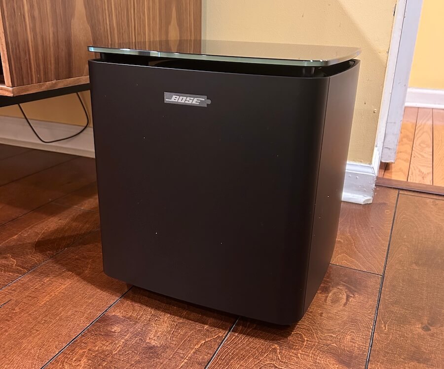 Bose Lifestyle Ultra vs Sonos Era 100: Which Smart Speaker Wins on Sound and Features?