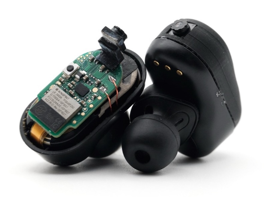 Tiny Cameras in Earbuds Could Finally Beat Smart Glasses for Hands-Free AI