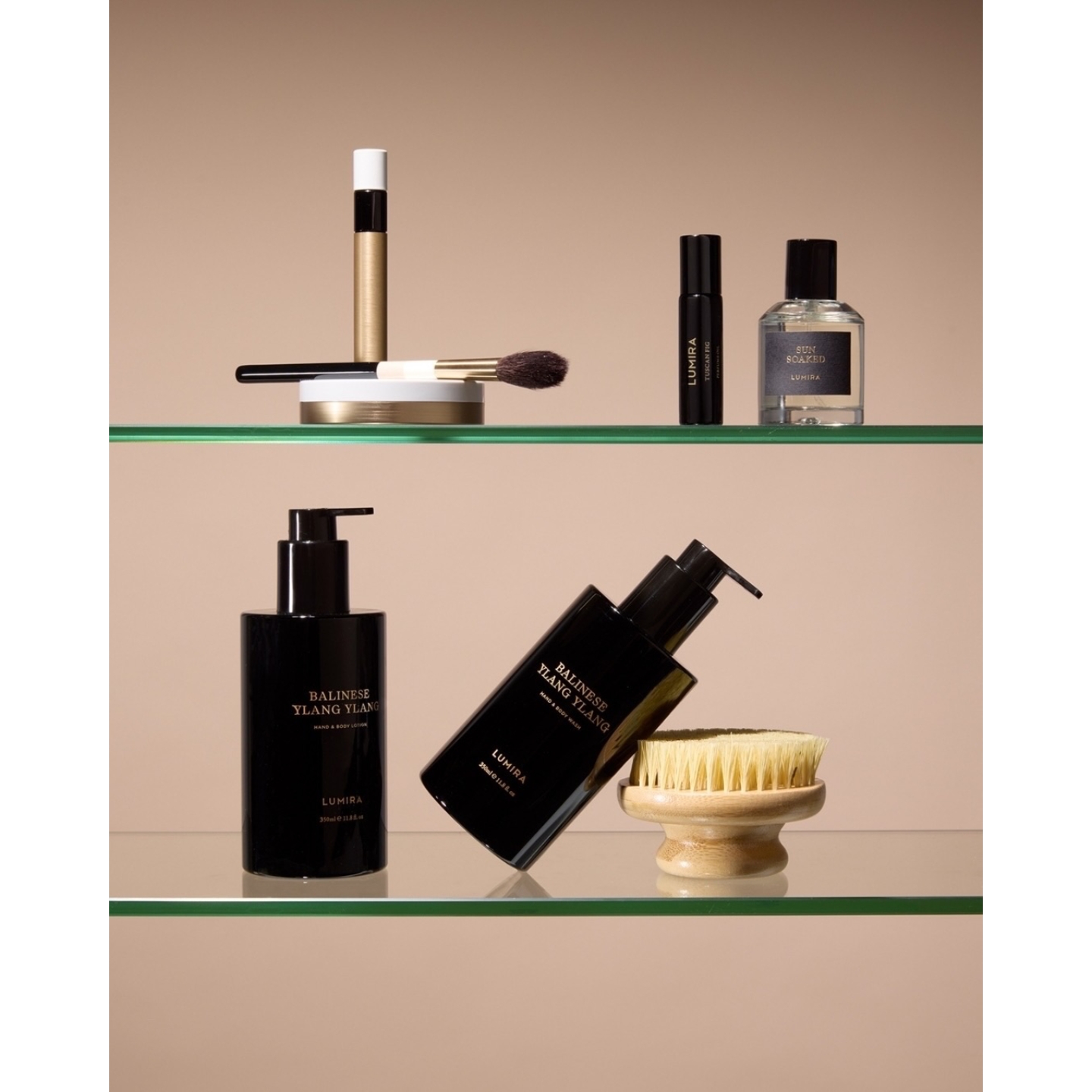 How Fragrance Brands Are Using Influencer Personas to Redefine Scent Marketing