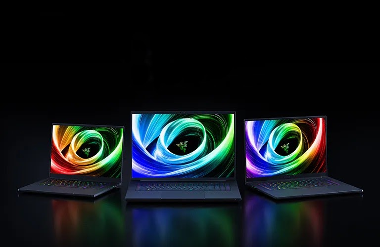 Razer Blade 18 Laptop Pairs Intel Core Ultra 9 and RTX 5090 Power at a Steep Starting Price