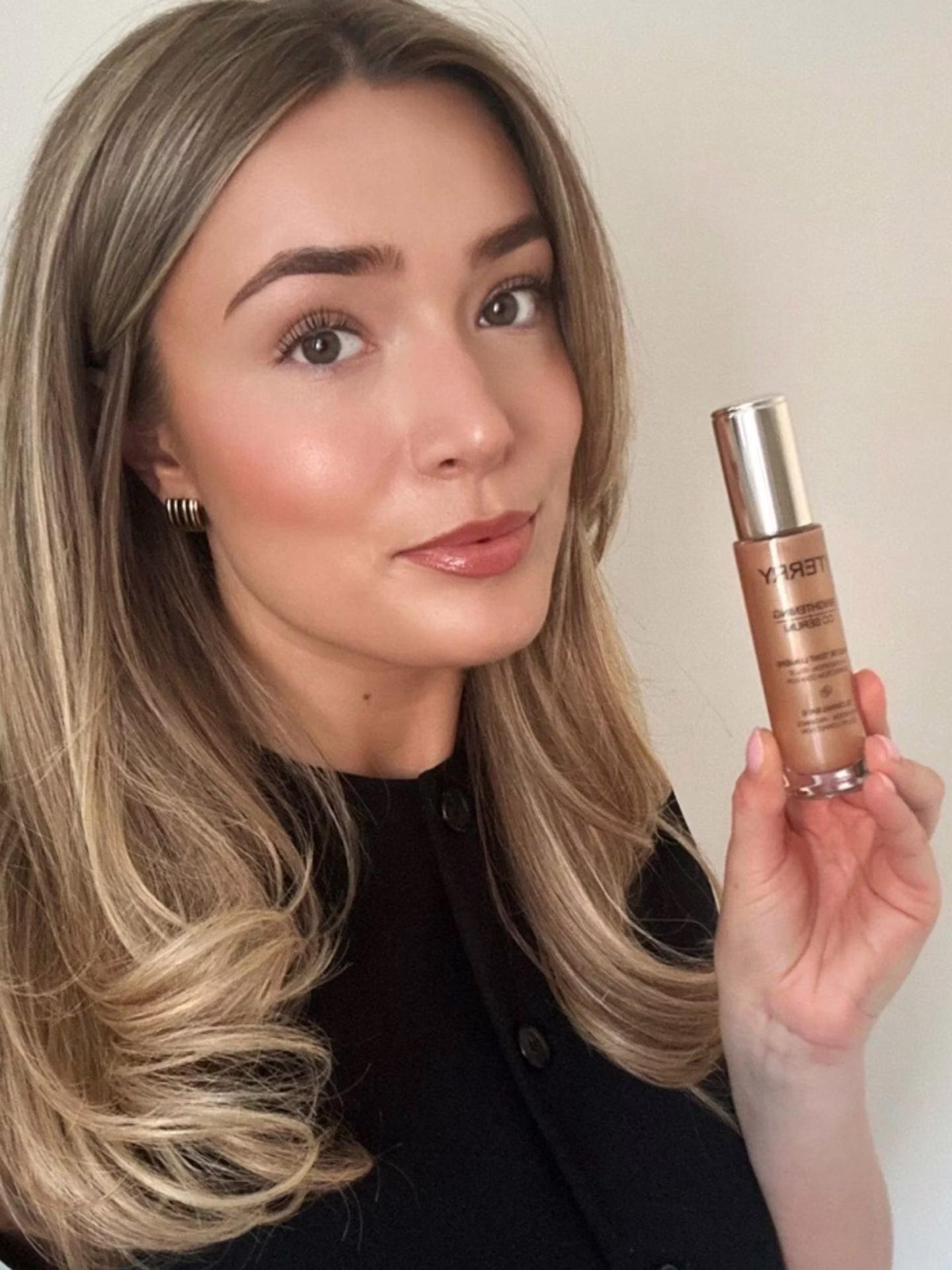 Why Bobbi Brown’s Weightless Foundation Stick Truly Looks and Feels Like Real Skin
