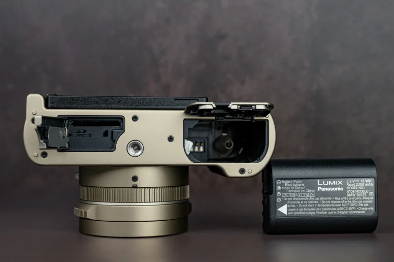 Lumix L10 vs LX100 II: Panasonic’s Compact Revival for Street and Travel Shooters