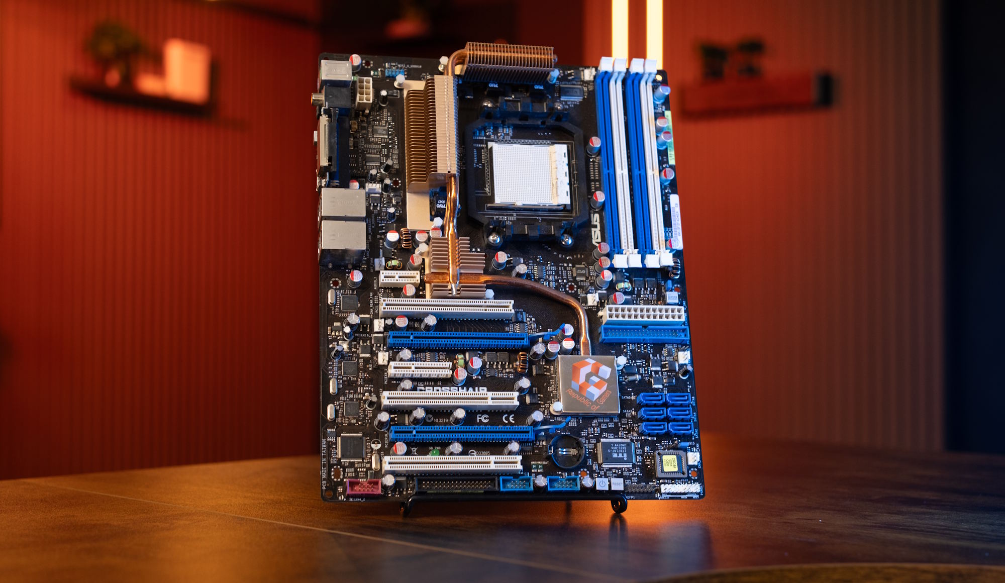 ASUS ROG Crosshair 2006 Motherboard Blends Retro Copper Style With Modern X870E Power