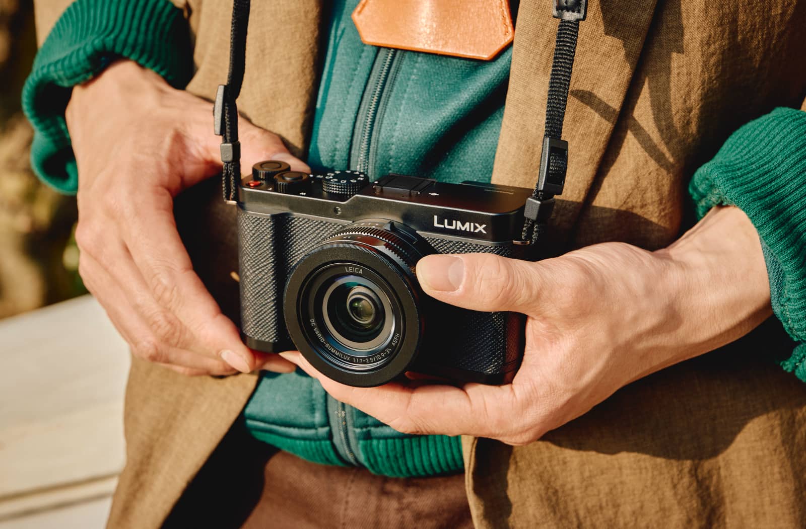 Panasonic’s L10 Proves Premium Compact Cameras Still Have a Place—But at What Cost?