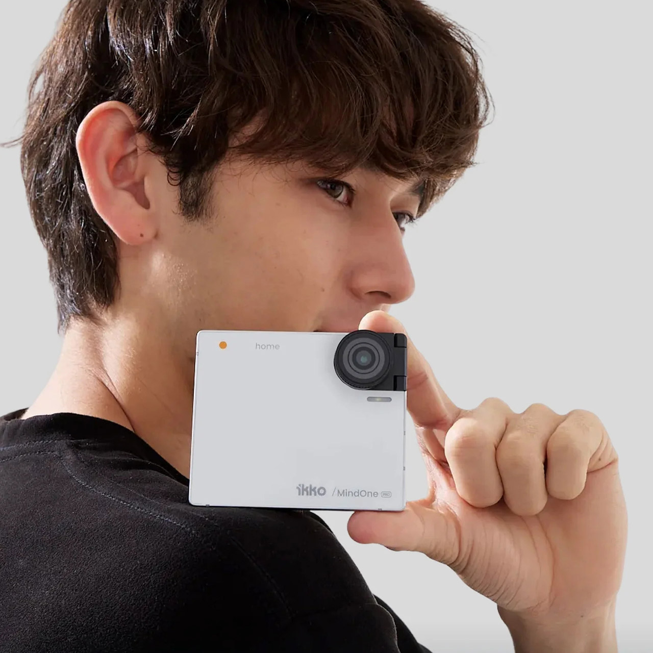 Ultra-Compact Smartphones Are Making a Comeback—Here’s Why Pocket-Sized Phones Matter Again