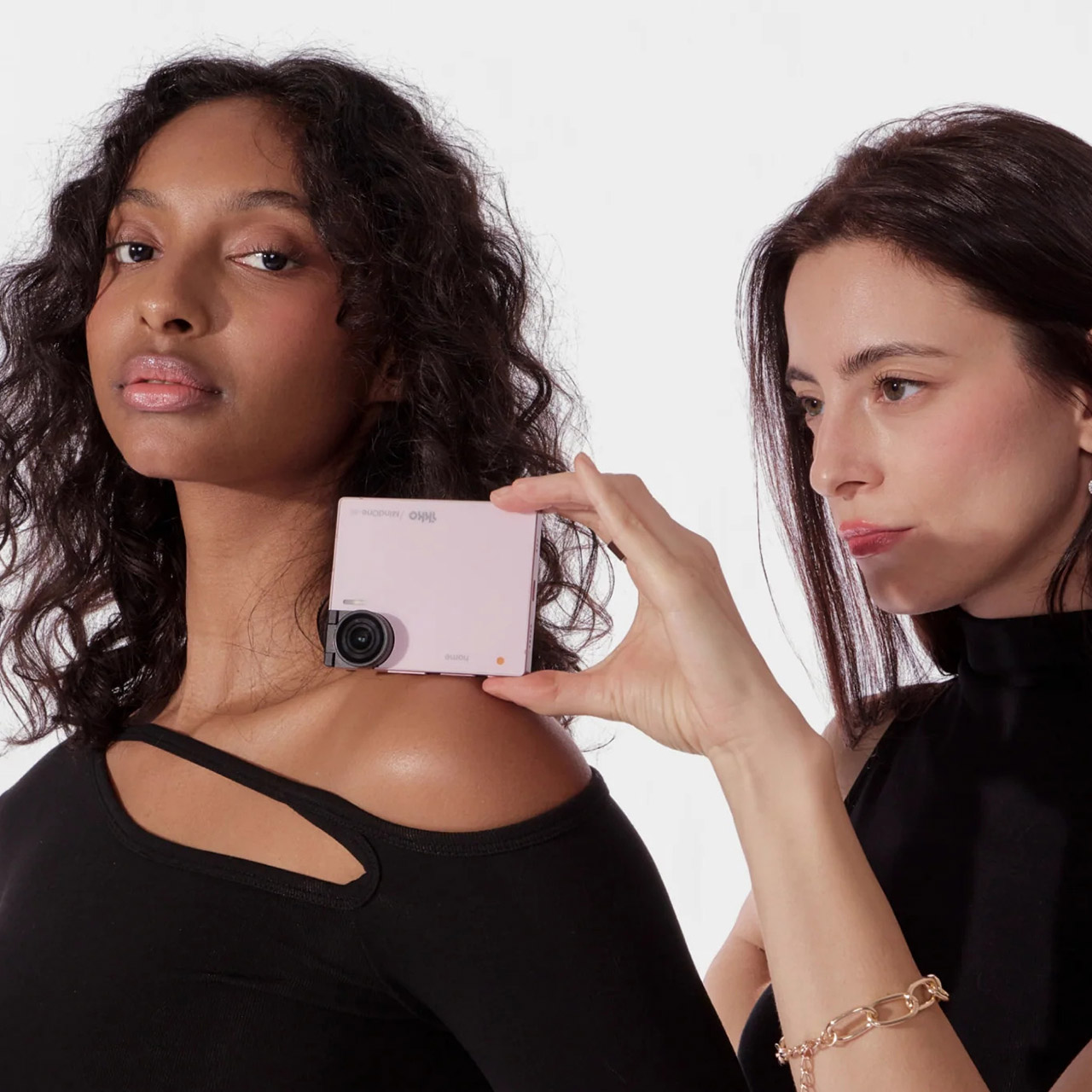Ultra-Compact Smartphones Are Making a Comeback—Here’s Why Pocket-Sized Phones Matter Again