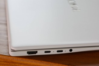 Compact 14-Inch OLED Laptops With AI: Acer Swift 14 AI vs Swift Edge 14 AI vs Honor MagicBook Pro 14