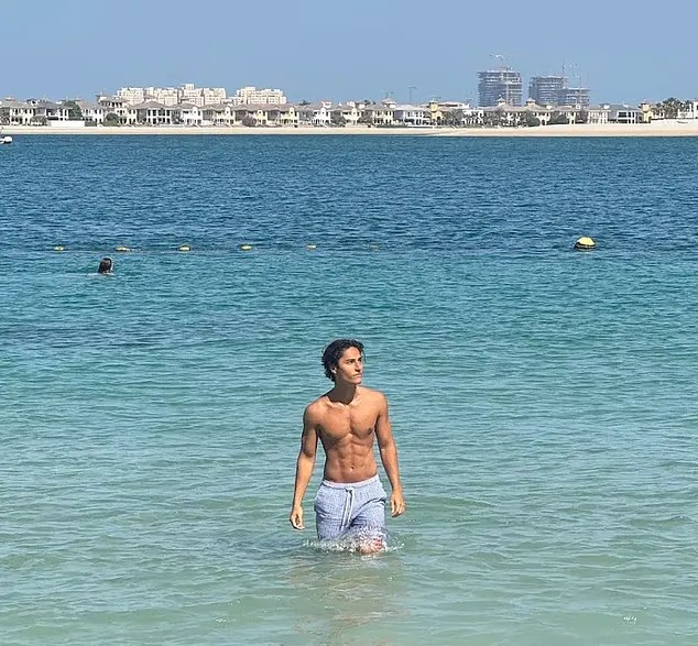 The Looksmaxxing Craze: How Influencers Are Turning Insecurity Into a Business