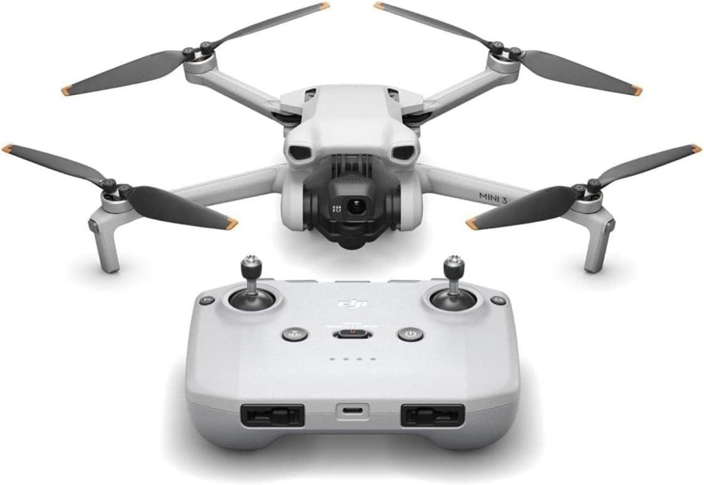 360° Camera Drones With FPV Goggles Push Immersive Flying Into the Mainstream
