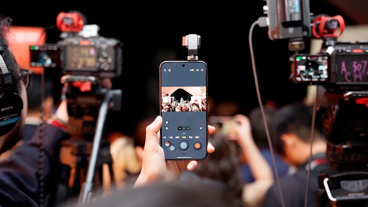 Honor’s Robot Phone Is Poised to Rewrite the Rules of Mobile Content Creation