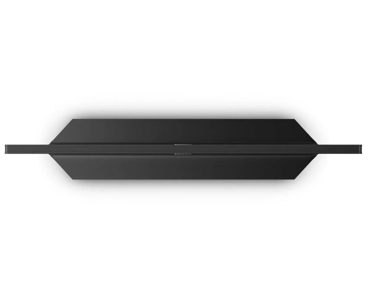 The Dual-Sided Monitor Redefining How Teams Share Information at a Single Desk