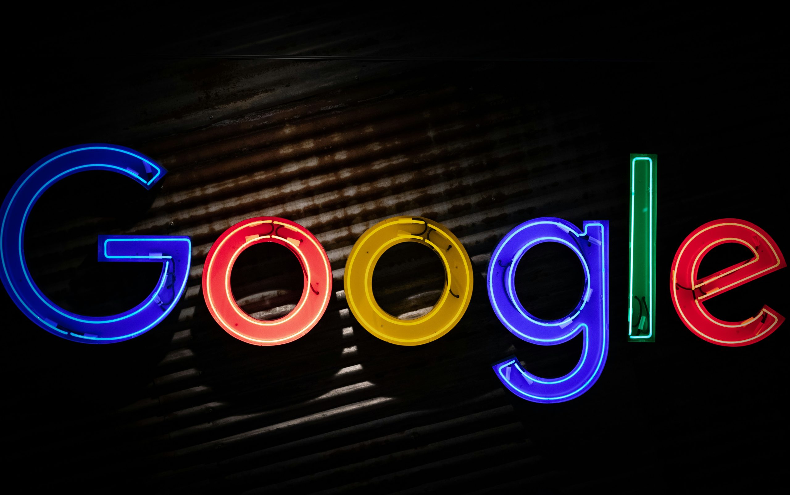 Google’s AI Studio and Android Studio Turn Natural Language Prompts into Native Android Apps
