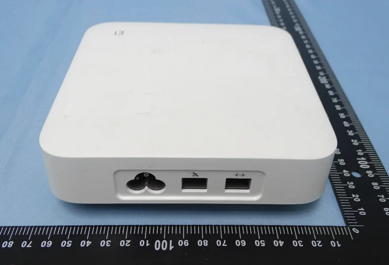 Amazon’s Project Kuiper Router Takes Direct Aim at Starlink With Built-In Smart Home Hub