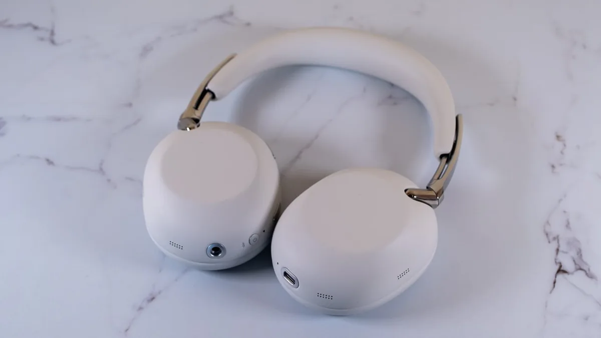 Sony 1000X The Collexion vs WH-1000XM6: Who Should Pay the Extra Premium?