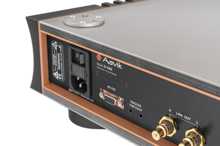 Aavik’s R-x88 Phono Preamps Push Moving-Coil and Optical Vinyl Playback Into Ultra-High-End Territory