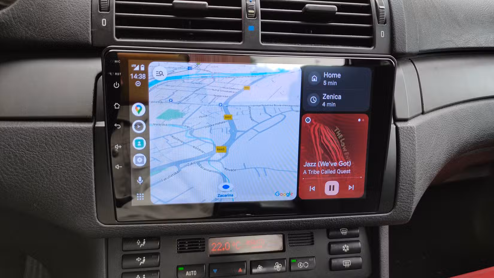 Skip the Ads on Your Commute: Why Local Music Players Beat Streaming Apps in Android Auto