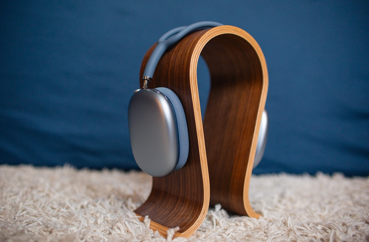 Sony 1000X The ColleXion vs AirPods Max 2: Which Premium ANC Flagship Wins?