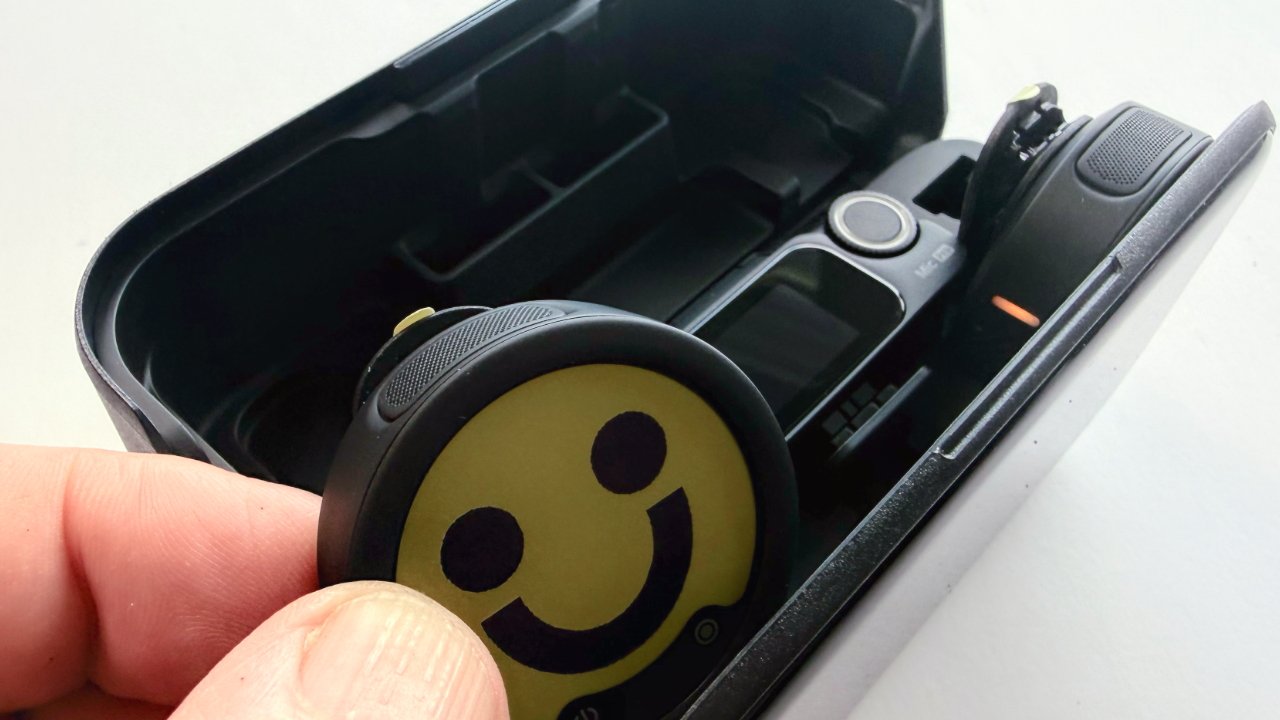 Insta360 Mic Pro Redefines Wireless Recording With E‑Ink and 32‑Bit Float Audio