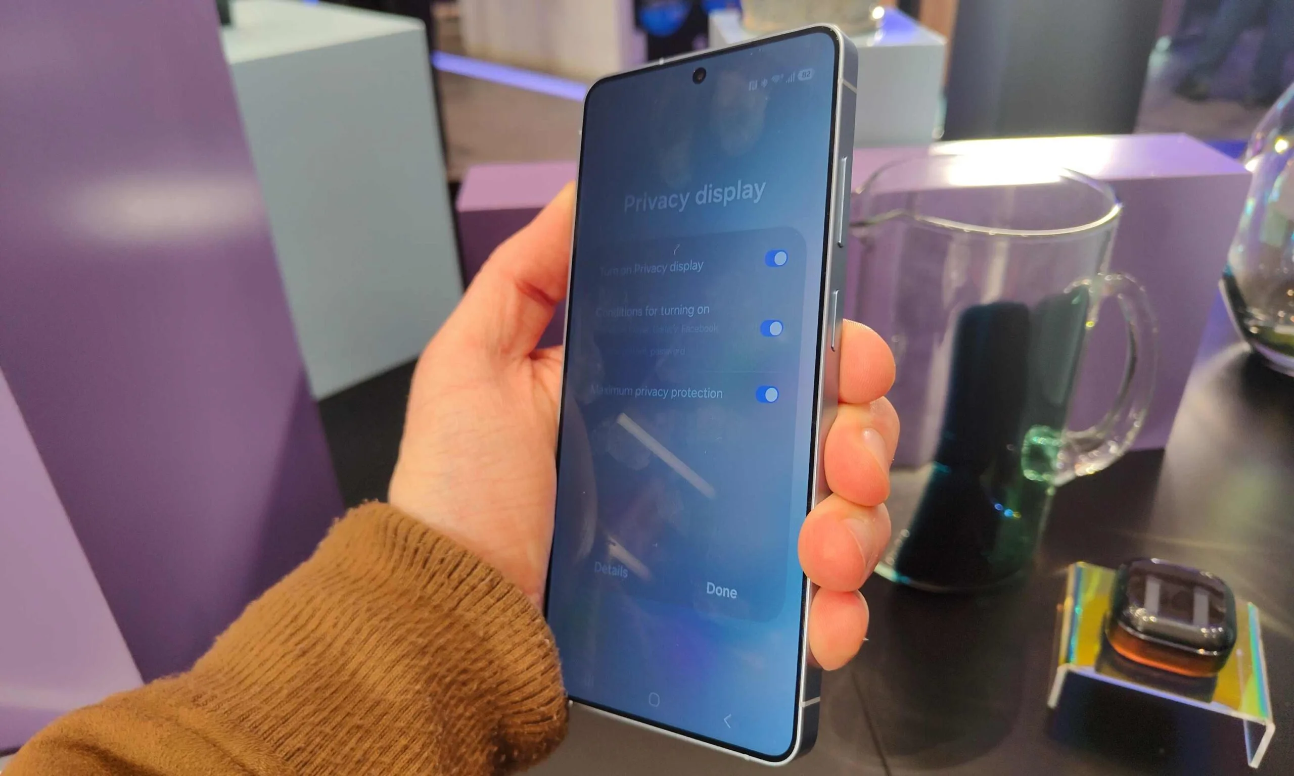 Galaxy Z Fold 8 Bets on Refinement Over Spectacle as Costs Climb