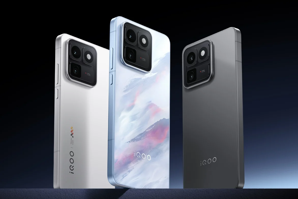 iQOO 15T Debuts as a Battery-Beast Gaming Flagship With Dimensity 9500 Power