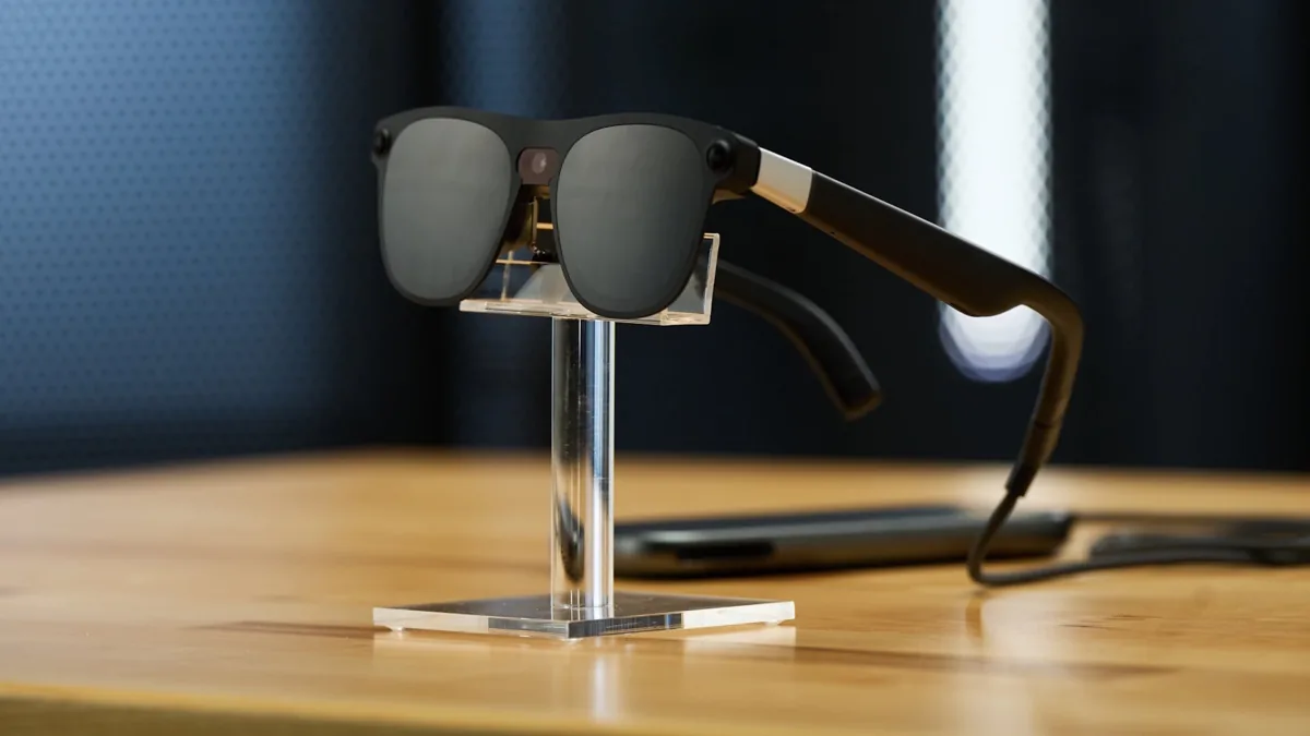 Google’s Android XR Glasses Show How Smart Eyewear Can Finally Replace Bulky Headsets