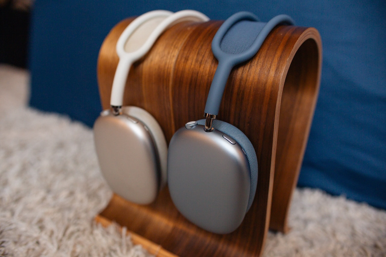 Sony 1000X The ColleXion vs AirPods Max 2: Which Premium ANC Flagship Wins?