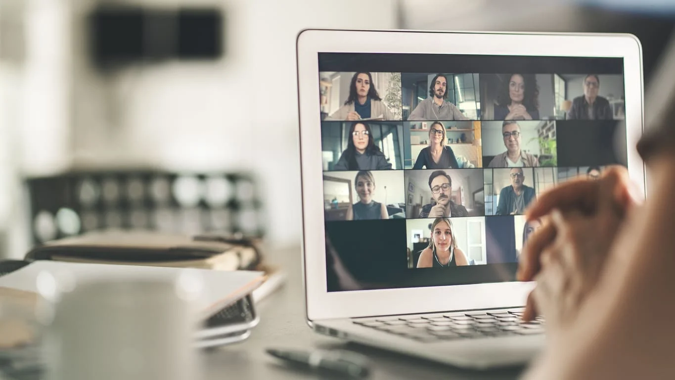 Building Telemedicine Apps: Choosing Between WebRTC, HL7 FHIR, and RPM Integration Platforms