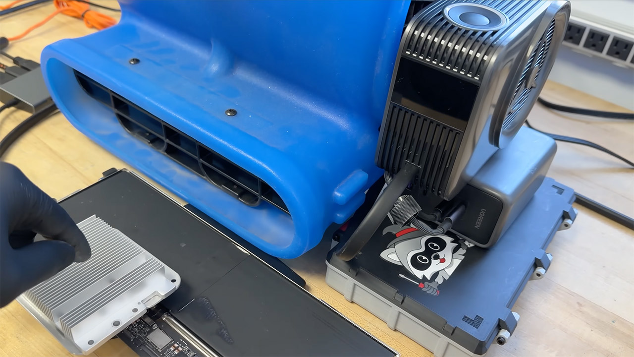 Thermal Mods Can Boost MacBook Neo Performance by 20%—Here’s What You Need to Know