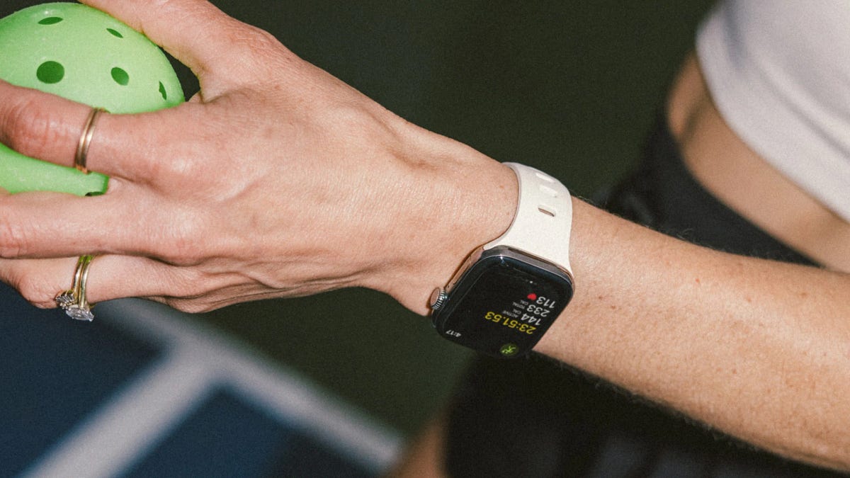 Apple Watch Series 11 Drops $100: Why Now Is the Best Time to Upgrade Your Wrist
