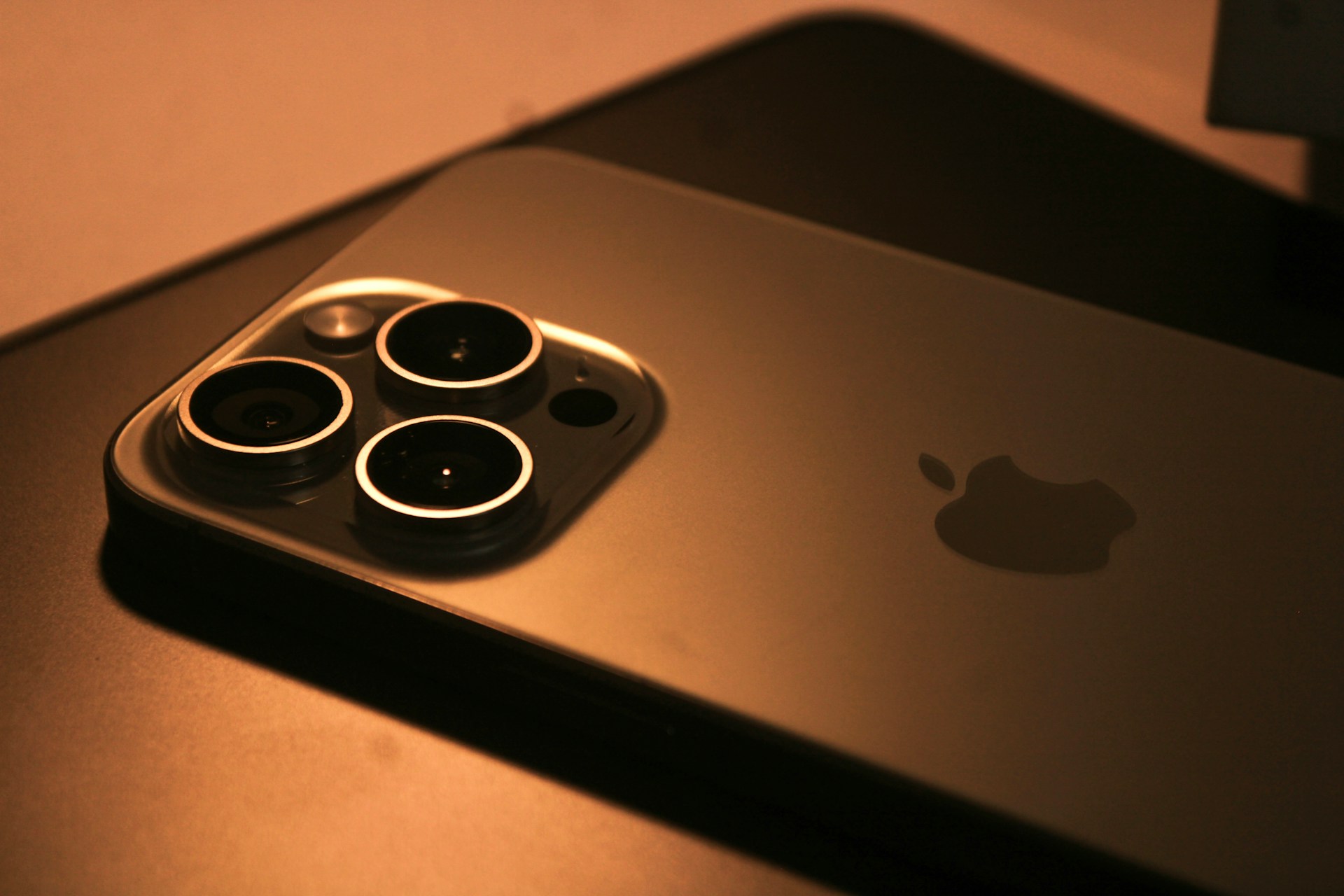 How the iPhone 18 Pro’s C2 Modem Could Turn Satellite From SOS Lifeline into Everyday Internet