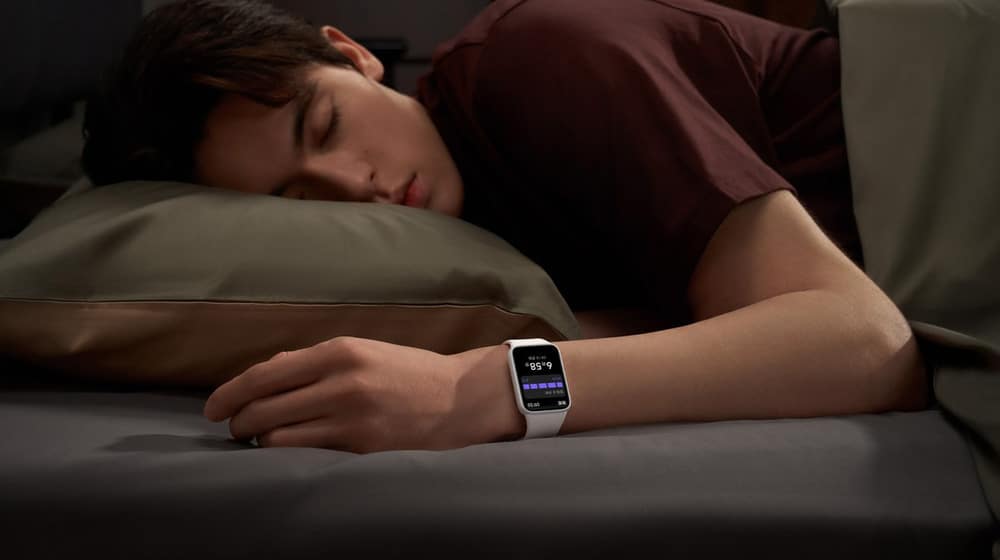 Xiaomi Smart Band 10 Pro Delivers 21-Day Battery and Brighter Display—How It Stacks Up to Fitbit and Apple Watch