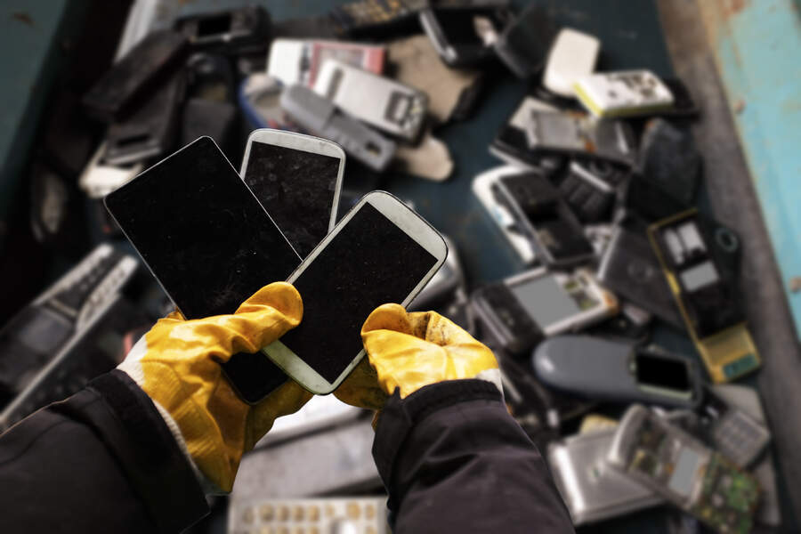 73% of Consumers Skip Premium Upgrades: Why Device Longevity Now Matters More Than Innovation