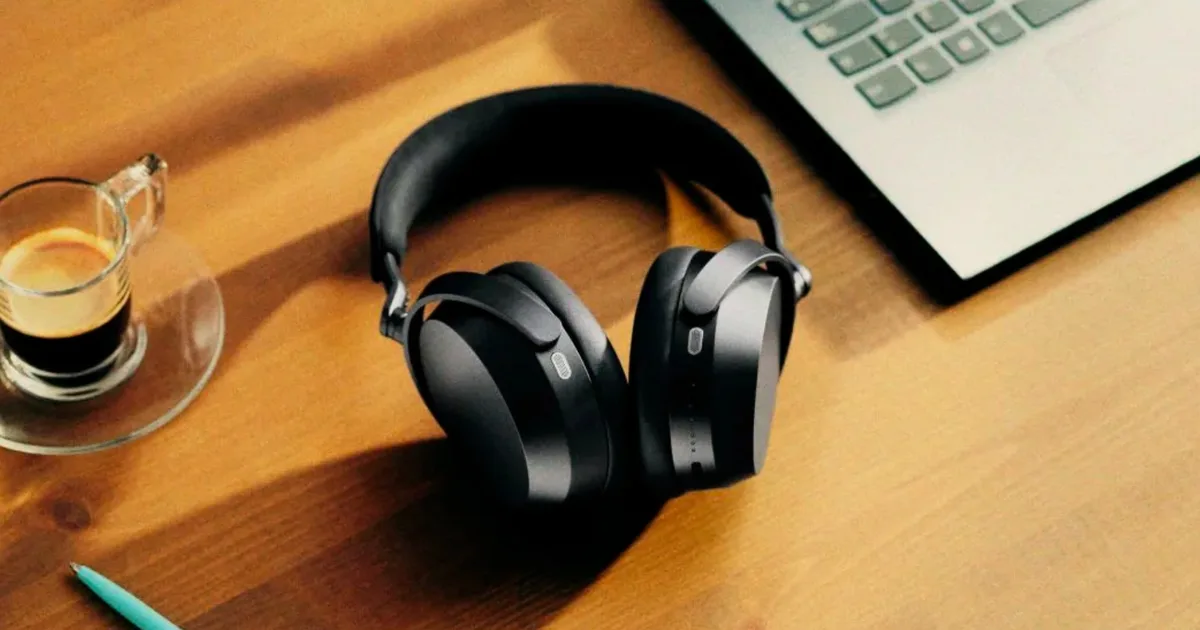 Sennheiser Momentum 5 Rewrites Premium Headphones With a User-Replaceable Battery