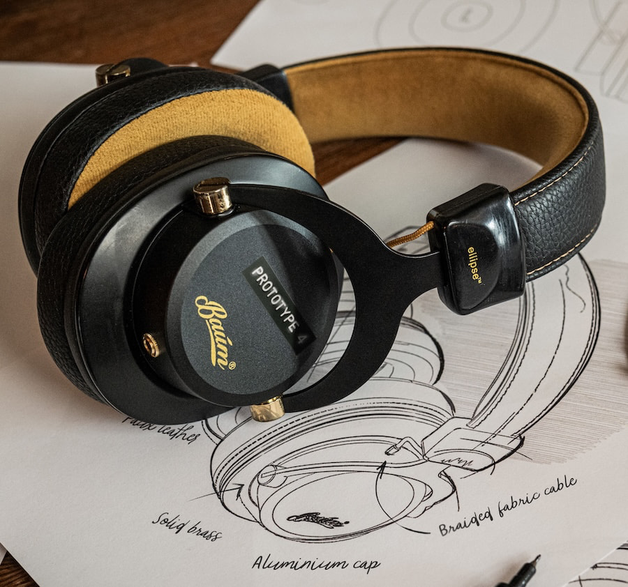 Open-Back vs. Closed-Back Premium Headphones for Critical Listening: HEDDphone TWO GT vs. Baum Ellipse
