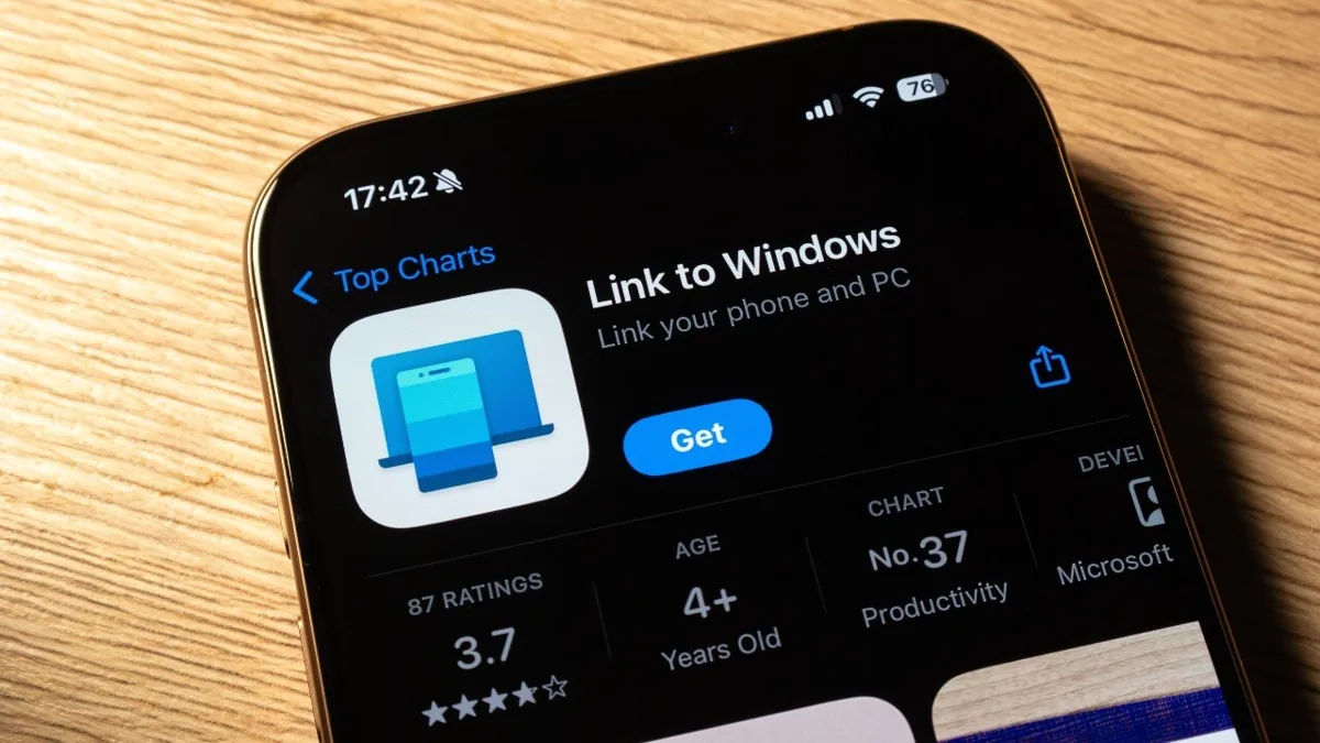 How to Access iPhone Messages on a Windows PC with Microsoft Phone Link