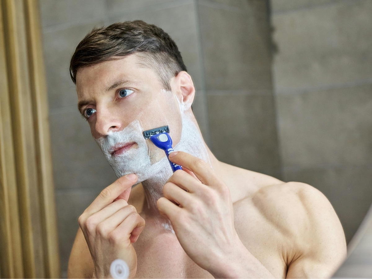 Razor Burn vs Razor Bumps: A Science-Backed Guide to Prevention and Treatment